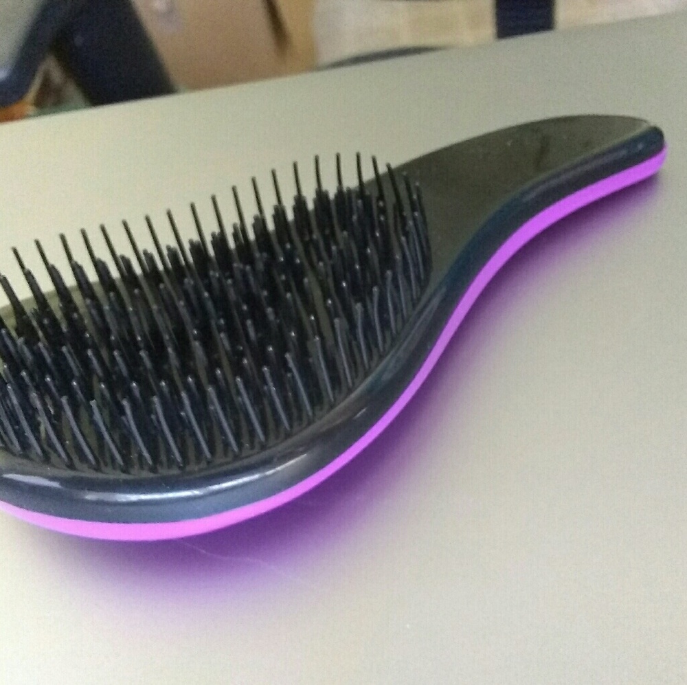 Kids/Travel Size Detangle Hairbrush